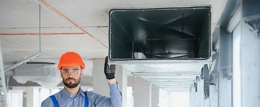 Clogged Air Duct Cleaning and Sanitizing in Raymore, MO